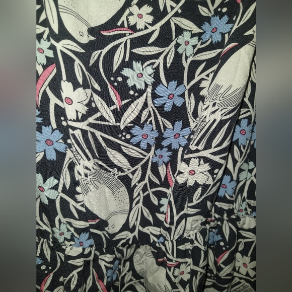 Old Navy patterned dress M - Picture 3 of 4